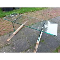 Glazen salontafel