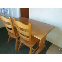Eettafel set + 4 stoelen