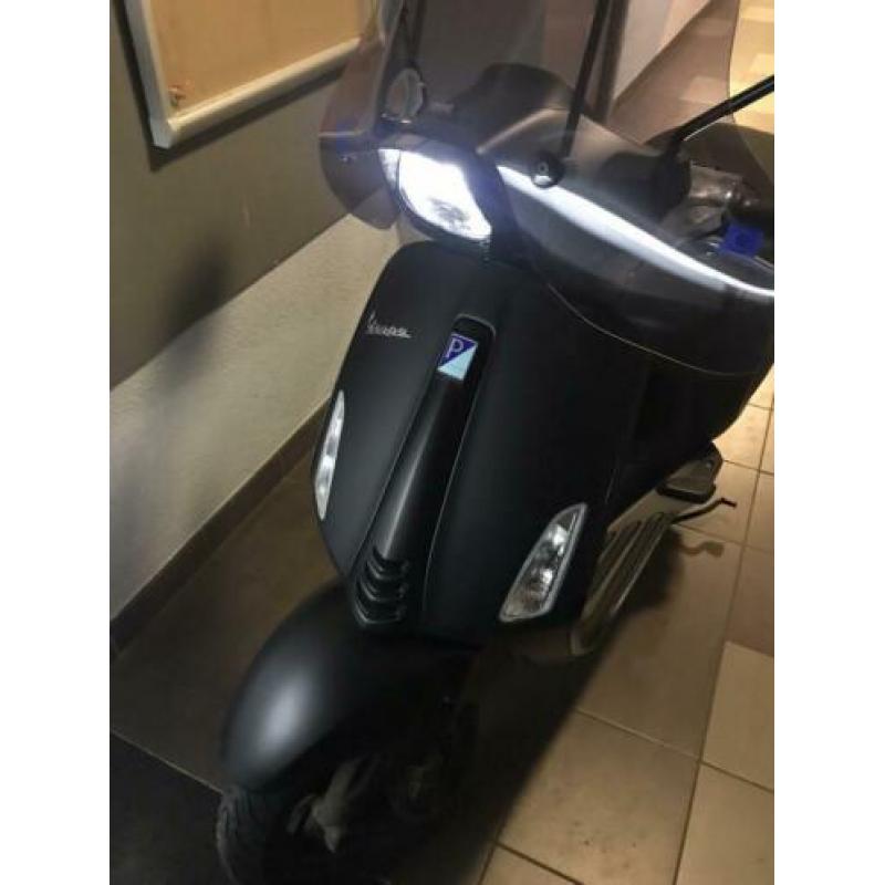 Vespa notte aug 2019 te koop!