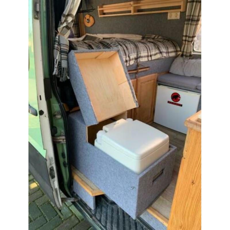 Stoere outdoor Mercedes Sprinter camper