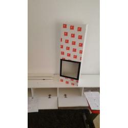 Tv want set wit .