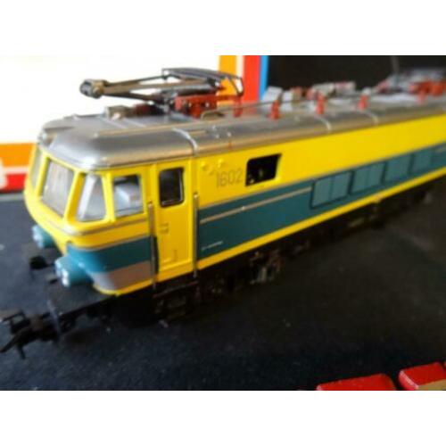 144=Marklin 3163 serie 1600 van de Belgische spoorwegen.