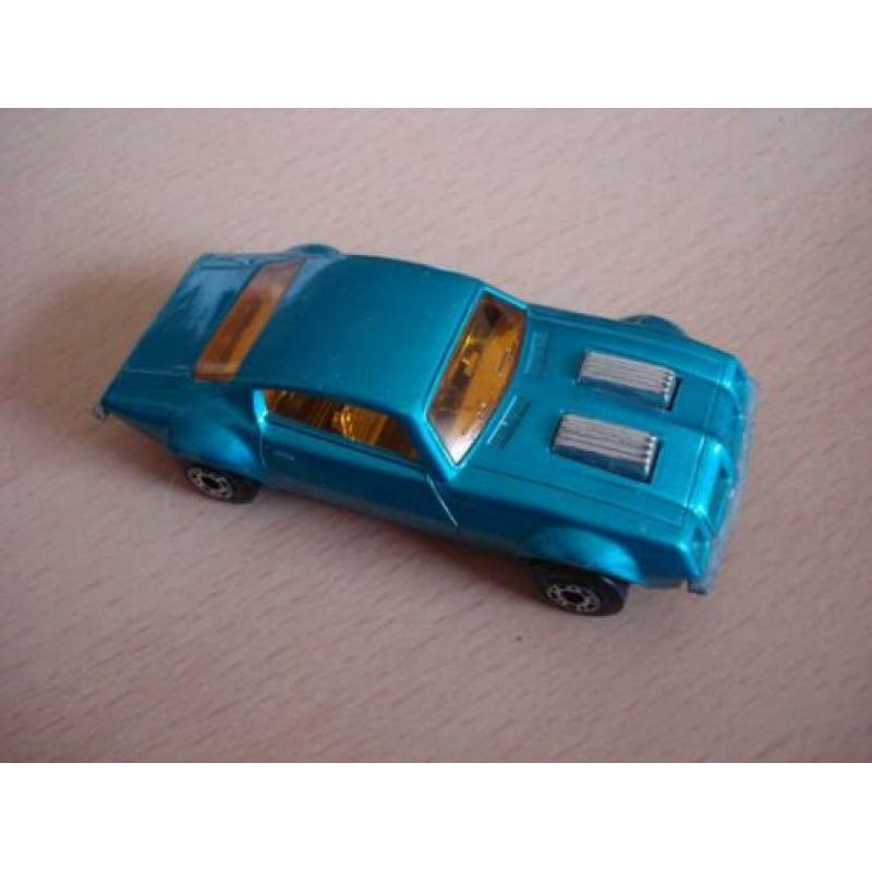 6 Matchbox modelauto's, Dodge, Ford, Jeep, Mercedes, Pontiac