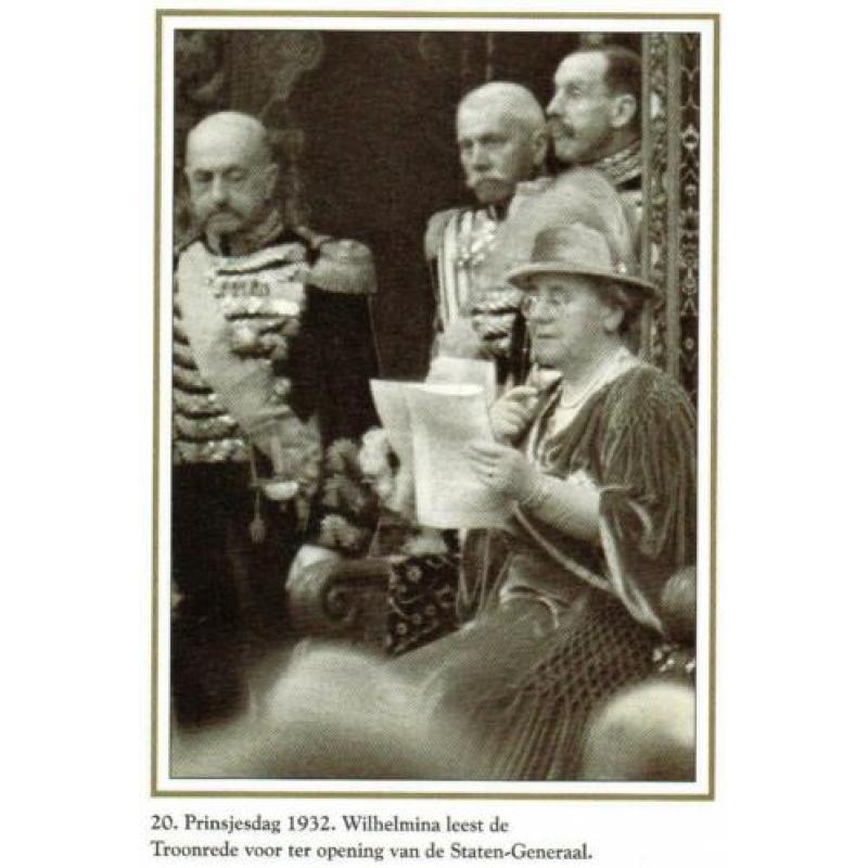 Foto's Koningin Wilhelmina .
