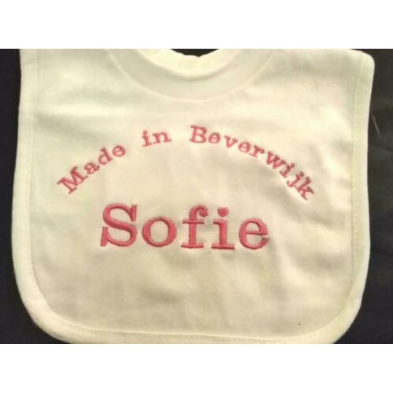 Baby cadeau eigen tekst slab muts handdoek badcape spuugdoek