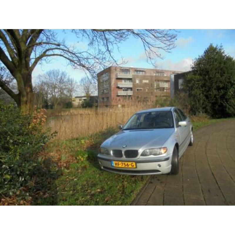 BMW 3-Serie 2.0 I 318 2001 Grijs e 46
