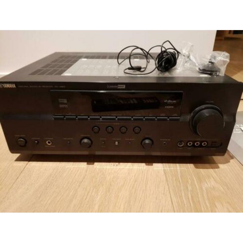 Zgan Yamaha RX-V663 5.1 surround receiver versterker