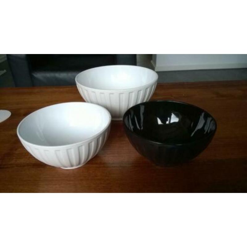 3 schalen Wedgwood Every Day wit en zwart made in England
