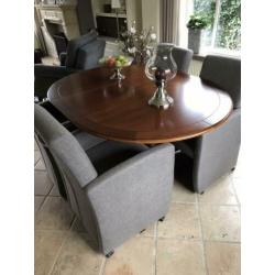 Mooie verrijdbare nieuwe stoelen, 4 stuks