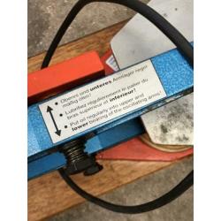 Hegner multicut-2S figuurzaagmachine