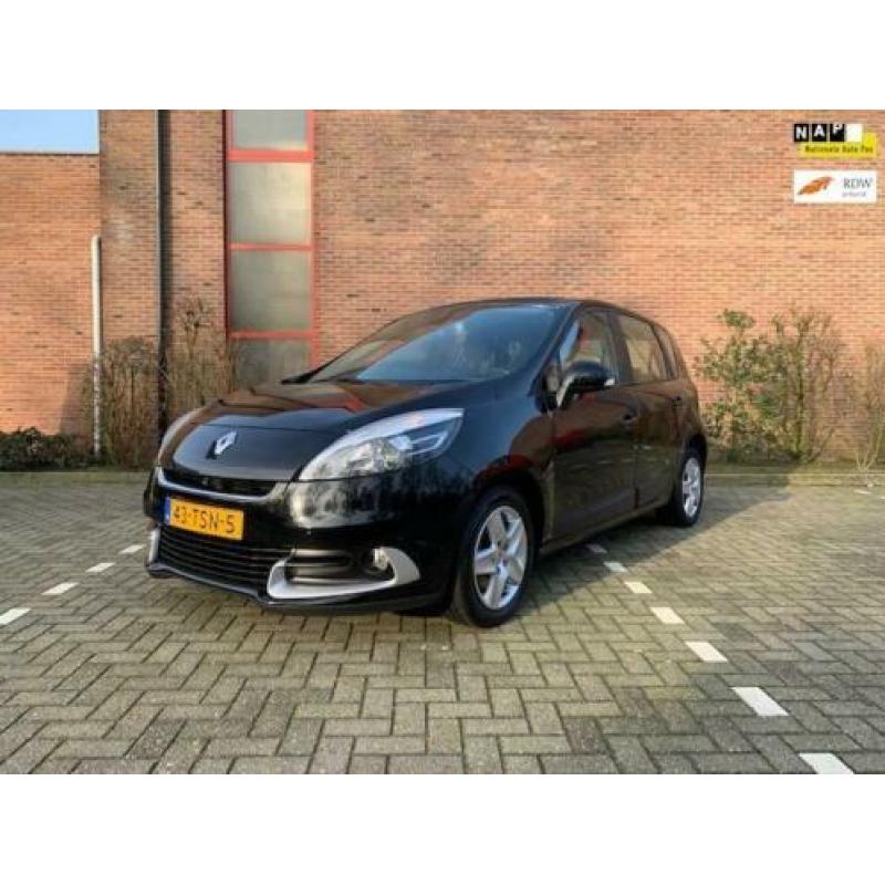 Renault Scénic 1.6 Expression E85 Alcohol / Benzine