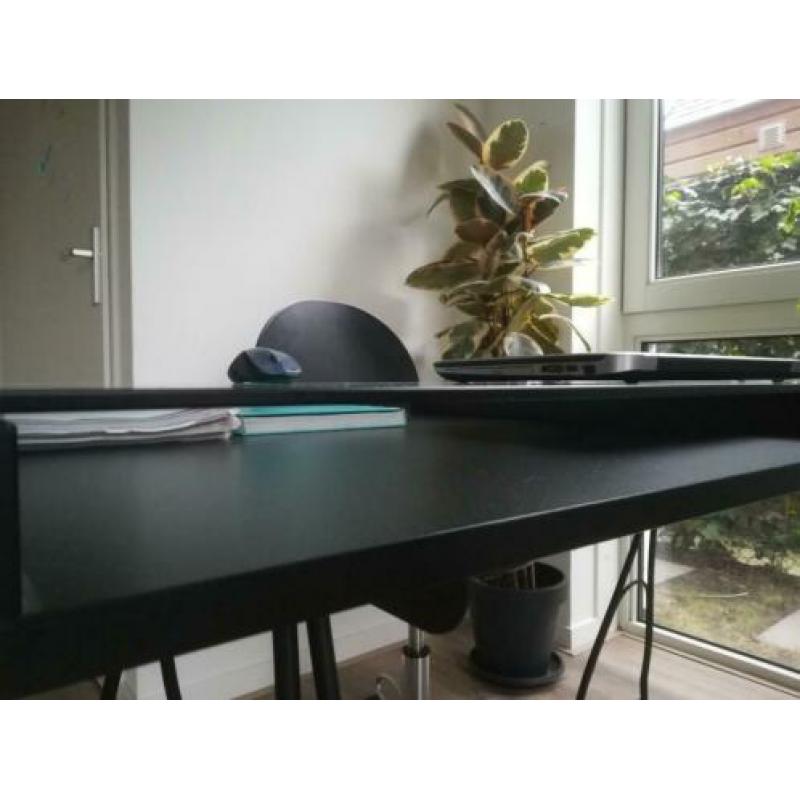 Modern Bureau met glazen blad