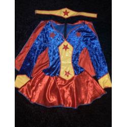 Carnavalspakje superheldin