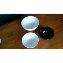 3 schalen Wedgwood Every Day wit en zwart made in England