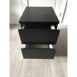 Malm zwart ladekastje Ikea