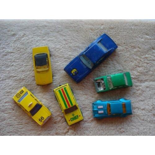 6 Matchbox modelauto's, Dodge, Ford, Jeep, Mercedes, Pontiac