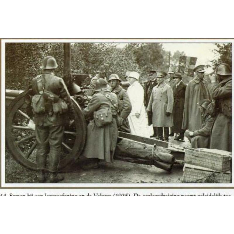 Foto's Koningin Wilhelmina .