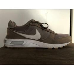 Nike schoenen - Maat 42 - Nauwelijks gedragen (te klein)