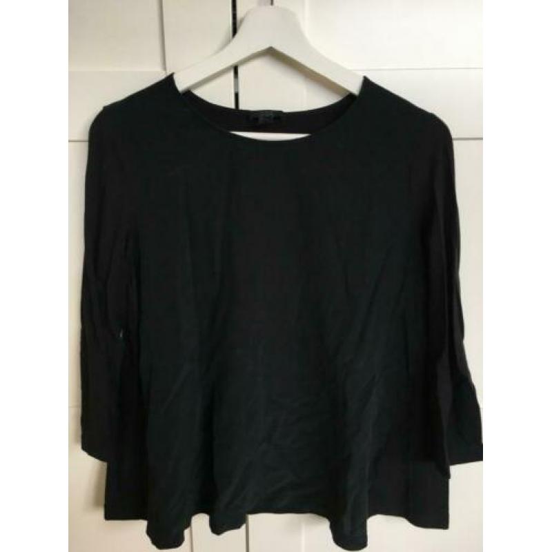 COS, zijde zwarte top, maat 34/XS