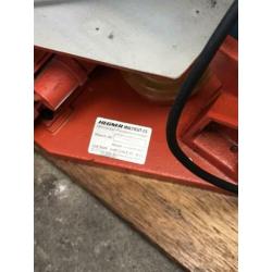 Hegner multicut-2S figuurzaagmachine