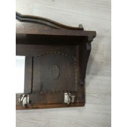 Mooie oude eiken kapstok voor aan de wand