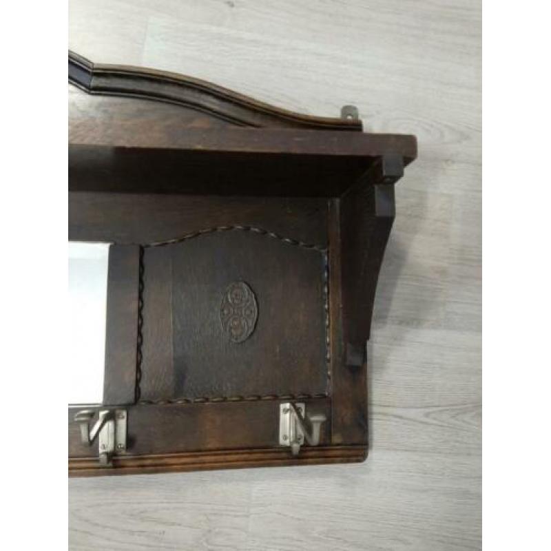 Mooie oude eiken kapstok voor aan de wand