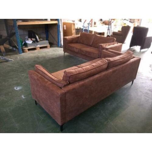 Stoere 2,5 zitsbank en 3 zitsbank stof microvezel cognac