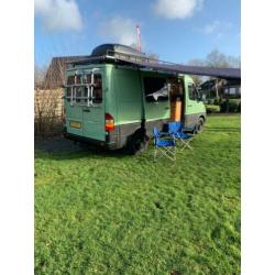 Stoere outdoor Mercedes Sprinter camper