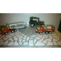 Drie oude tonka auto's
