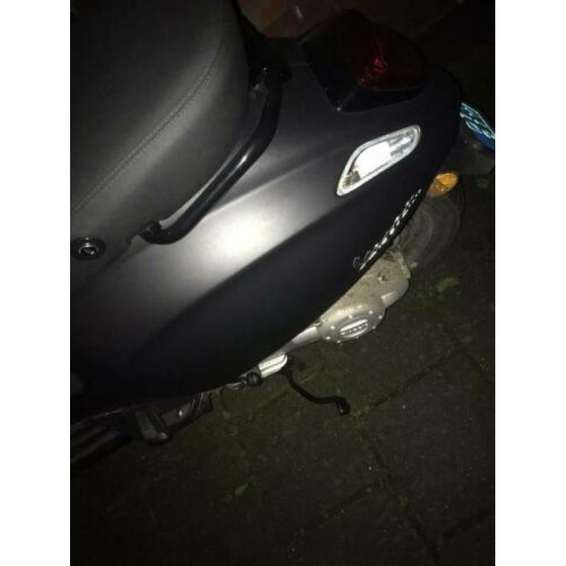 Vespa notte aug 2019 te koop!
