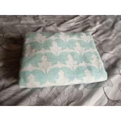 Yaro butterfly lichtblauw ringsling.