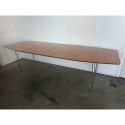 Fritz Hansen stijl eettafel 270cm