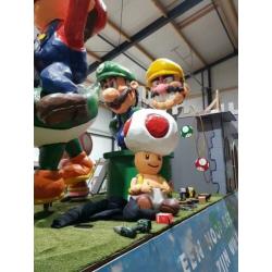 Carnavalswagen poppen Mario Bross