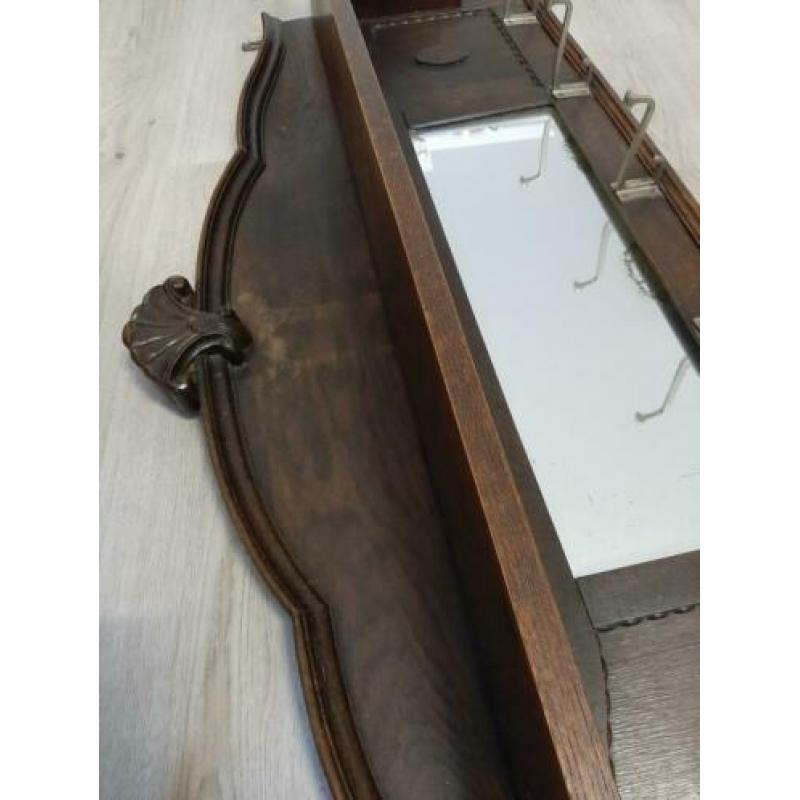 Mooie oude eiken kapstok voor aan de wand