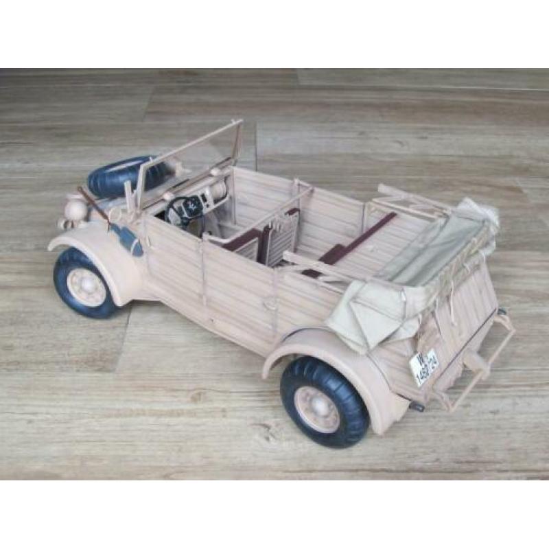 German Kubelwagen Type 82 Afrika-Corps WWII Tunesia / 1:6