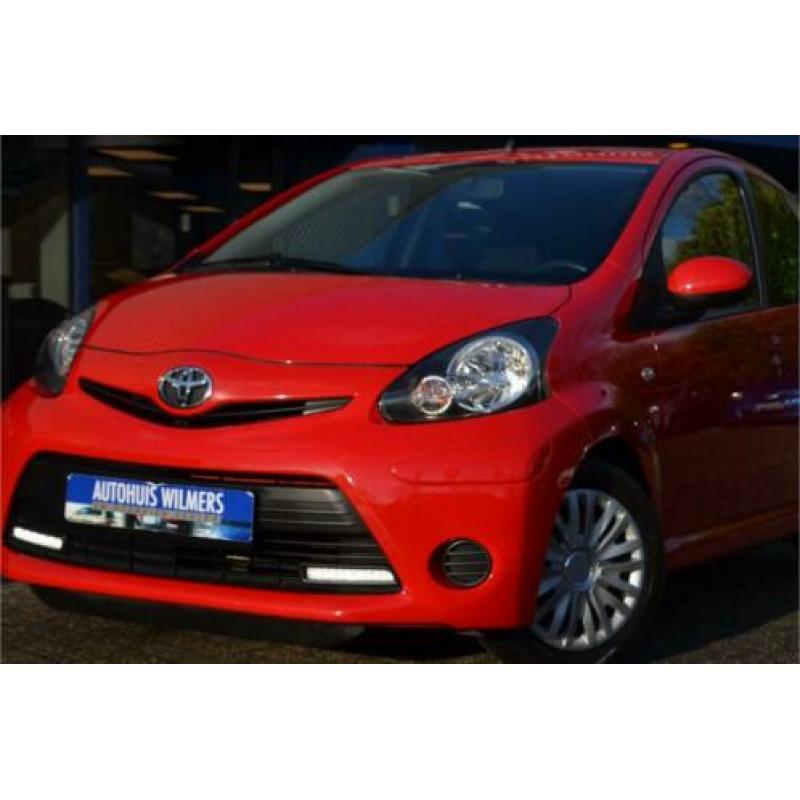 Toyota Aygo 1.0 VVT-i Comfort Airco,LED,Elec pakket,Face-lif