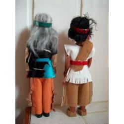 Indiaan popje / 2 stuks in 1 koop / Native American / jaren