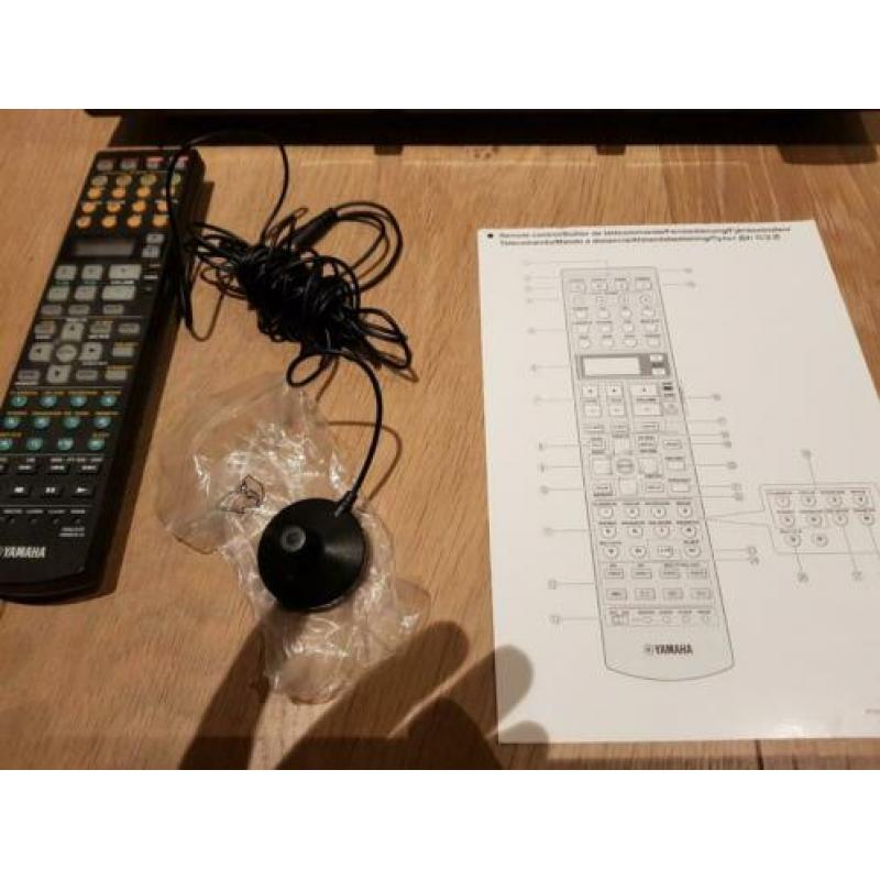 Zgan Yamaha RX-V663 5.1 surround receiver versterker