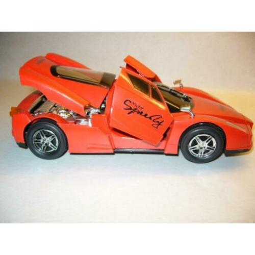 HELE MOOIE NIEUWE bump/go ferrari model auto