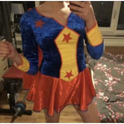 Carnavalspakje superheldin