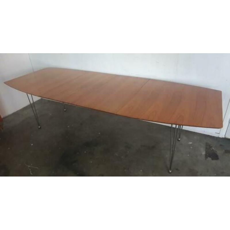 Fritz Hansen stijl eettafel 270cm