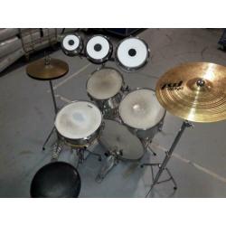 Drumstel Maxwin van Pearl Origineel