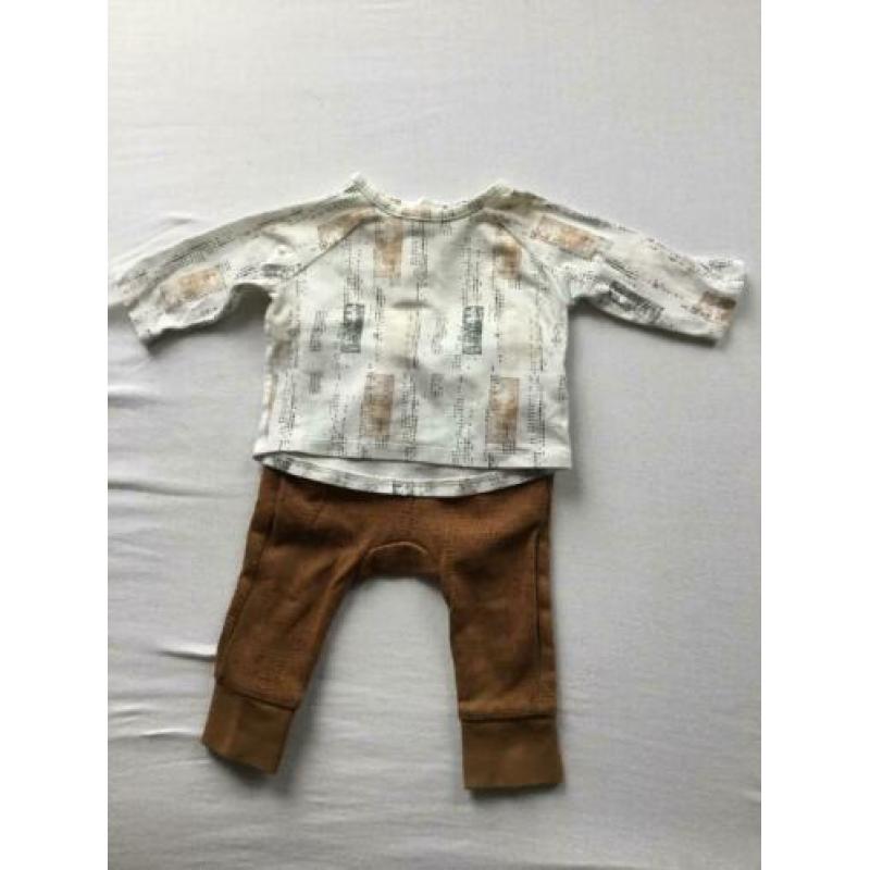 Prenatal, Sweet Petit, maat 56. Broekje met shirt.