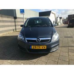 Opel Zafira 1.9 CDTi Executive automaat 7persoons elekpakket