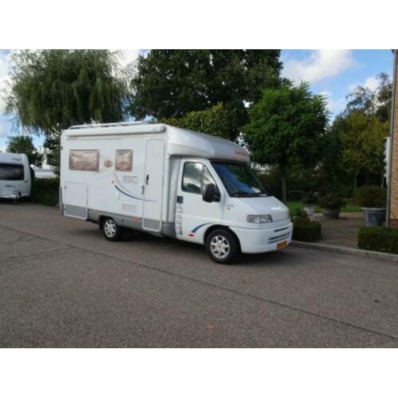 Dethleffs Globetrotter Esprit vast bed garage
