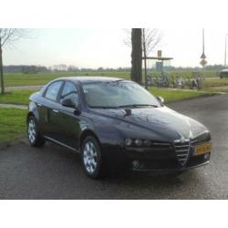 Alfa Romeo 159 2.2 JTS Distinctive * Airco * Nw-Type * Nw-Ap