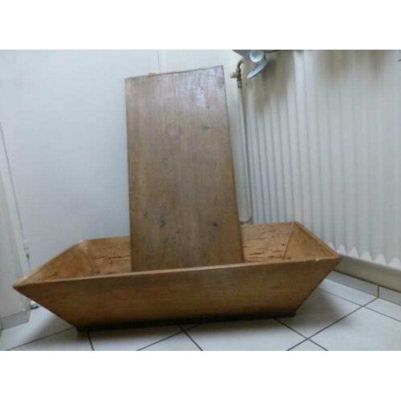 STOER grote oude houten bak + deksel/trog mangelbak deegbak