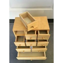 Houten mini ladenkastje voor knutselspullen, sieraden enz.