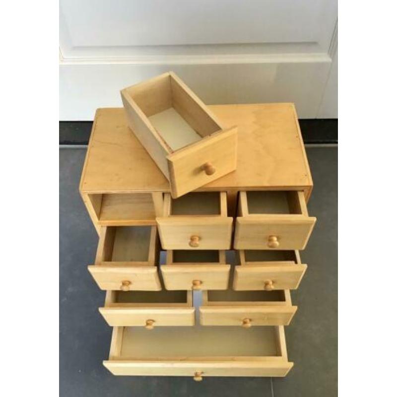 Houten mini ladenkastje voor knutselspullen, sieraden enz.