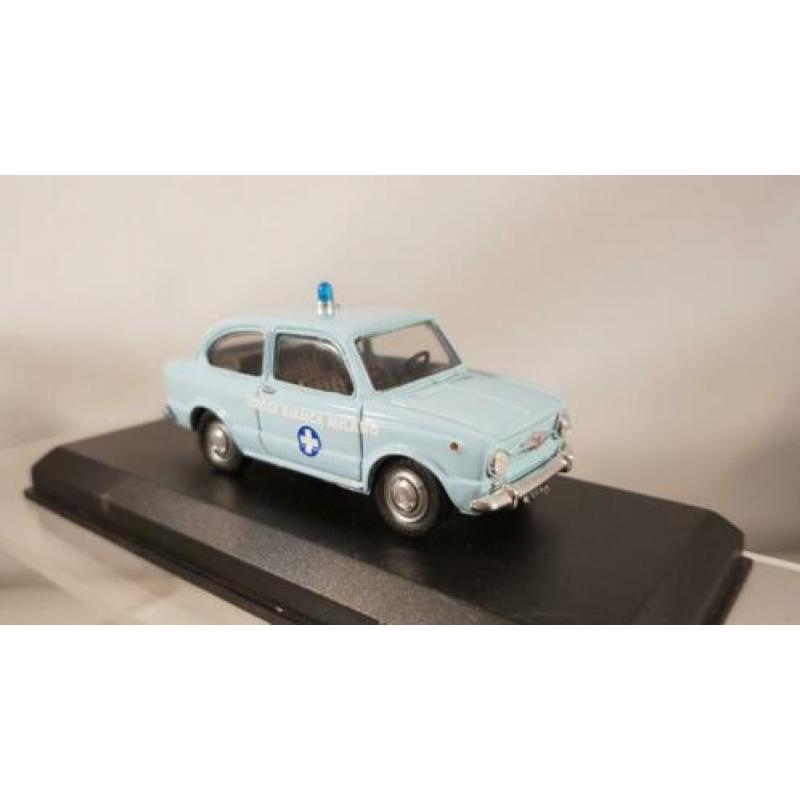Fiat 850 Croce Bianca Milano Tel Model 1:43
